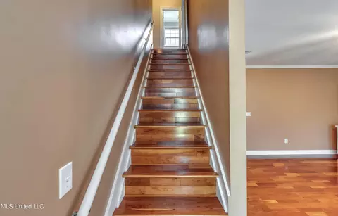 Entry Way - 32 Hawthorne Hill Cv, Flowood, MS 39232 photo 2 of 2