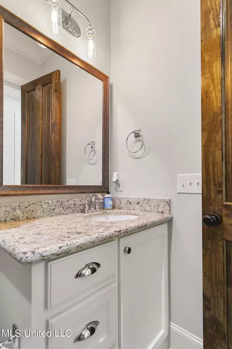 Bath - 245 Grayhawk Dr, Madison, MS 39110 photo 4 of 6