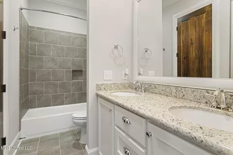 Bath - 245 Grayhawk Dr, Madison, MS 39110 photo 6 of 6