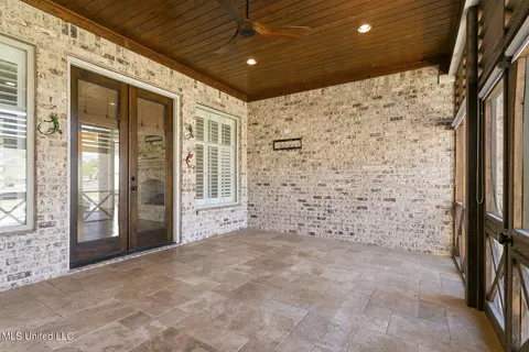 Exterior - 245 Grayhawk Dr, Madison, MS 39110 photo 3 of 8