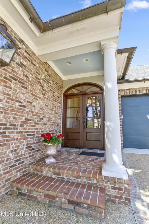 400 Bay Cv, Ridgeland, MS 39157