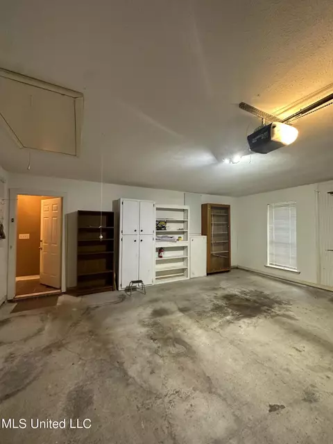 Exterior - 133 Harbor Rd, Madison, MS 39110 photo 7 of 11