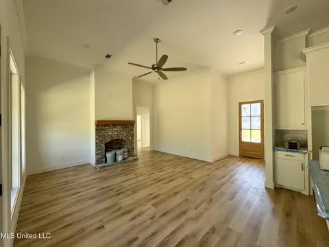Living - 165 Cornerstone Dr, Brandon, MS 39042 photo 3 of 3