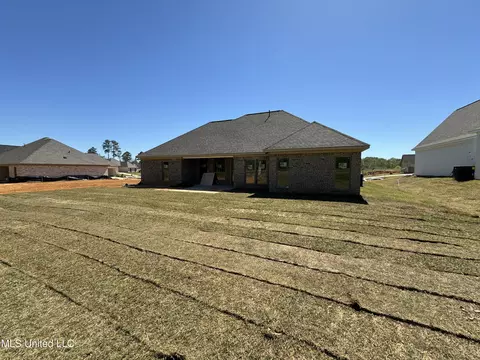 Exterior - 165 Cornerstone Dr, Brandon, MS 39042 photo 3 of 4