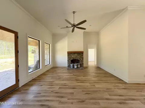 Living - 165 Cornerstone Dr, Brandon, MS 39042 photo 2 of 3