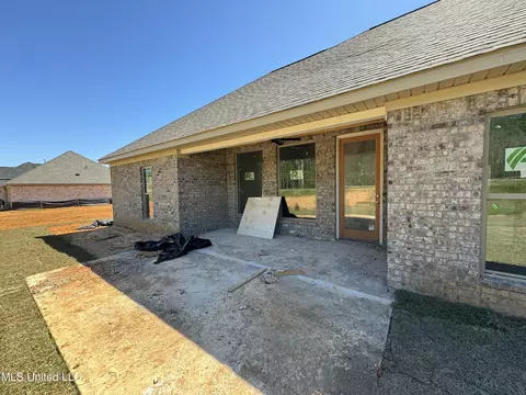 Exterior - 165 Cornerstone Dr, Brandon, MS 39042 photo 4 of 4