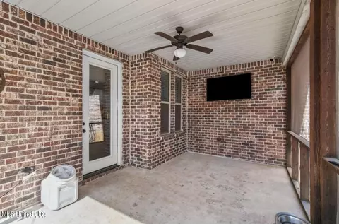 Exterior - 139 Glen Arbor Ct, Brandon, MS 39042 photo 7 of 15