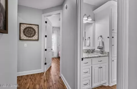 Bath - 139 Glen Arbor Ct, Brandon, MS 39042 photo 10 of 10