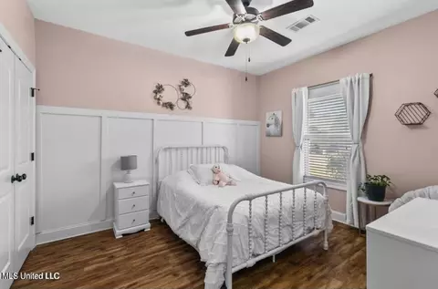 Bedroom - 139 Glen Arbor Ct, Brandon, MS 39042 photo 5 of 7