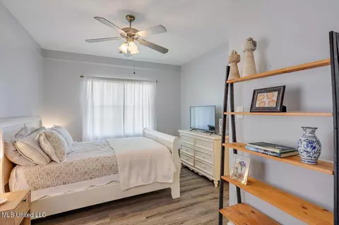 Bedroom - 1669 Winchester St, Jackson, MS 39211 photo 3 of 5
