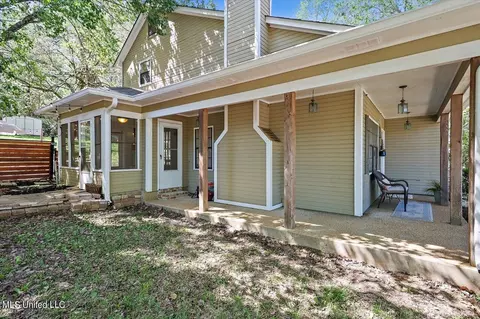 Exterior - 1669 Winchester St, Jackson, MS 39211 photo 3 of 12