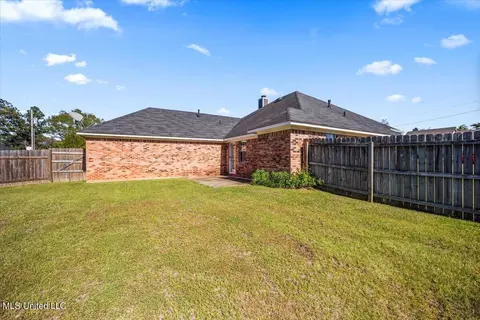 Exterior - 6011 Cedar Glenn Dr, Byram, MS 39272 photo 6 of 6