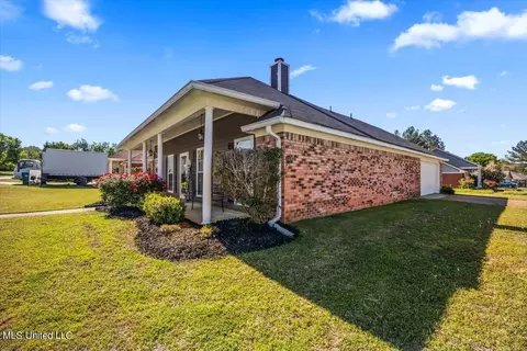Exterior - 6011 Cedar Glenn Dr, Byram, MS 39272 photo 3 of 6