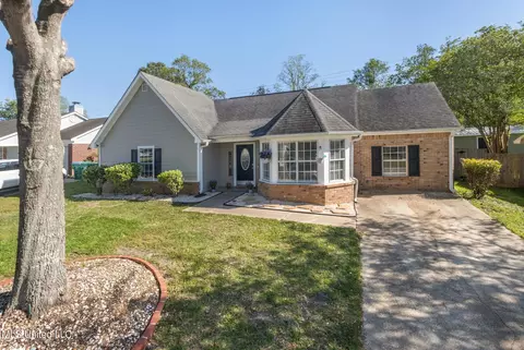 7 Heather Ln, Gulfport, MS 39503