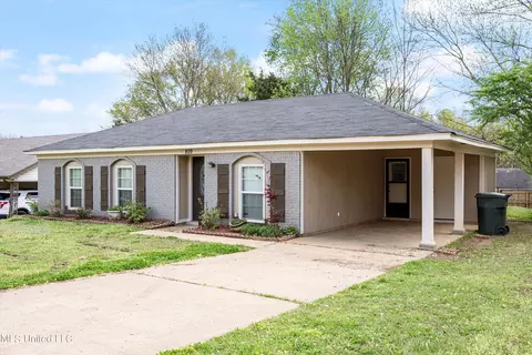 Exterior - 809 Old Forge Rd, Southaven, MS 38671 photo 3 of 7