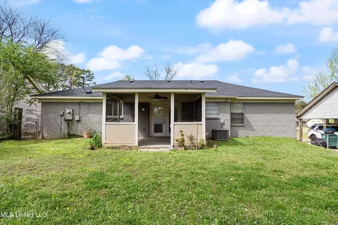 Exterior - 809 Old Forge Rd, Southaven, MS 38671 photo 6 of 7