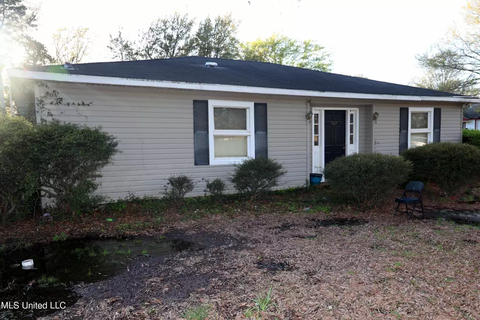 209 Linden Dr, Indianola, MS 38751 20 Photos Movoto