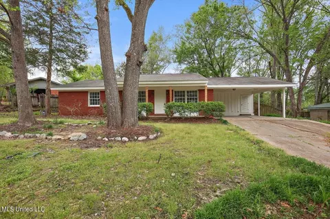 3473 Lanell Ln, Pearl, MS 39208
