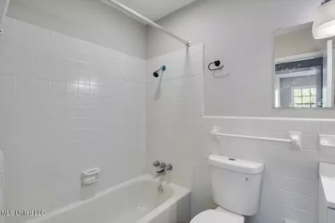 Bath - 3473 Lanell Ln, Pearl, MS 39208 photo 3 of 3
