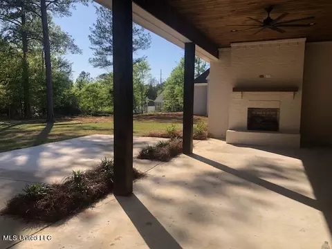 101 Grayson Way, Madison, MS 39110 photo 5