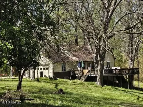 7108 Mcgowen Rd, Lake Cormorant, MS 38641