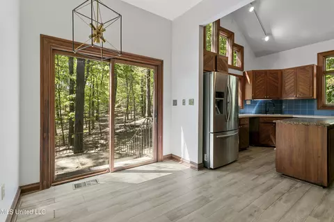 Kitchen - 935 Cedar Hill Rd, Madison, MS 39110 photo 1 of 7