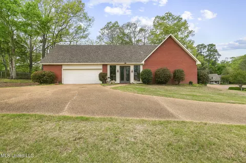 Exterior - 573 Arbor Dr, Madison, MS 39110 photo 15 of 17