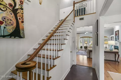 Entry Way - 573 Arbor Dr, Madison, MS 39110 photo 3 of 5