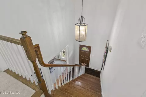 Entry Way - 573 Arbor Dr, Madison, MS 39110 photo 4 of 5