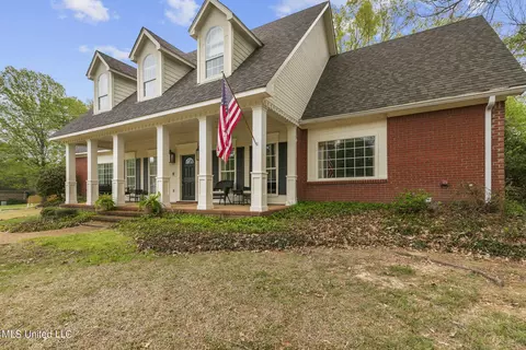 Exterior - 573 Arbor Dr, Madison, MS 39110 photo 6 of 17