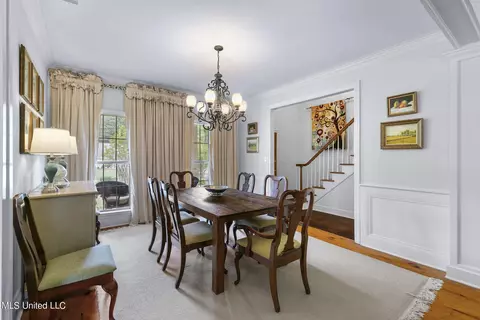 Dining - 573 Arbor Dr, Madison, MS 39110 photo 2 of 2