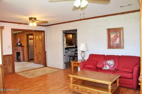 Living - 130 Donovan Rd, Lucedale, MS 39452 photo 2 of 2