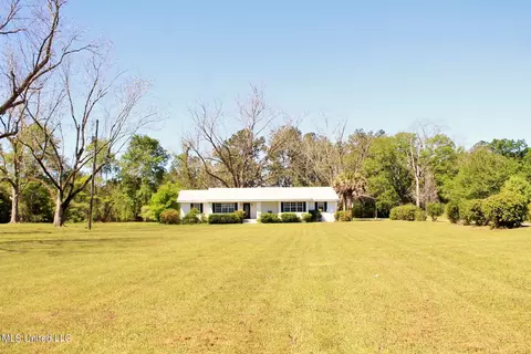 Exterior - 130 Donovan Rd, Lucedale, MS 39452 photo 9 of 11