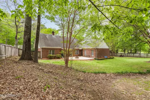 Exterior - 2104 Silver Ln, Madison, MS 39110 photo 10 of 12