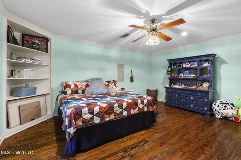 Bedroom - 2104 Silver Ln, Madison, MS 39110 photo 10 of 12