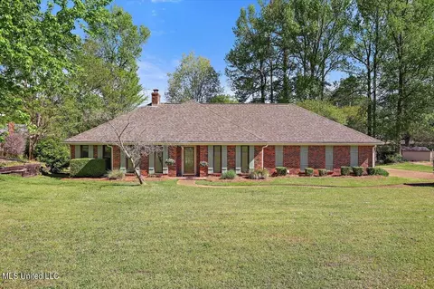 30 Westridge Dr, Brandon, MS 39047