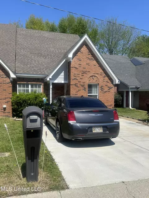 1566 Joy Blvd, Horn Lake, MS 38637