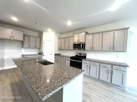 Kitchen - 9014 Addison Blvd, Long Beach, MS 39560 photo 3 of 3
