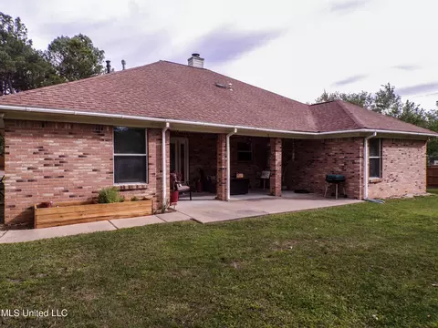 Exterior - 249 N Ridge Dr, Madison, MS 39110 photo 8 of 8