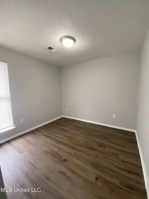 Other - 6326 E Oak Run Dr, Olive Branch, MS 38654 photo 3 of 5