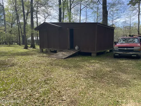 Exterior - 156 Beaver Dam Dr, Lucedale, MS 39452 photo 5 of 5