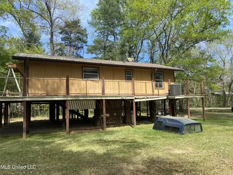 Exterior - 156 Beaver Dam Dr, Lucedale, MS 39452 photo 3 of 5