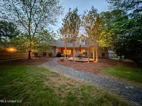 Exterior - 115 Timbercrest Ln, Brandon, MS 39047 photo 14 of 16