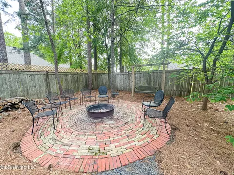 Exterior - 115 Timbercrest Ln, Brandon, MS 39047 photo 11 of 16