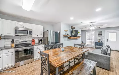 Kitchen - 77 County Road 333, Iuka, MS 38852 photo 1 of 1