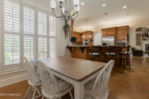 Dining - 130 Keith Ln, Clinton, MS 39056 photo 6 of 7