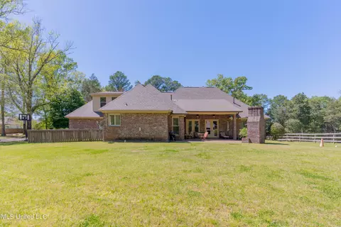 Exterior - 130 Keith Ln, Clinton, MS 39056 photo 26 of 37