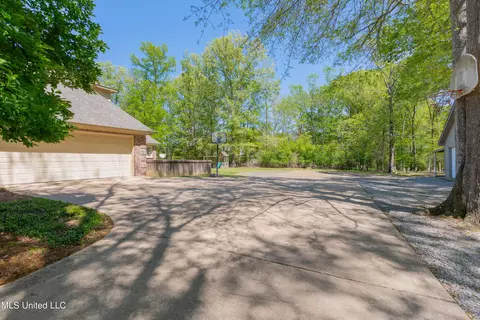 Exterior - 130 Keith Ln, Clinton, MS 39056 photo 20 of 37