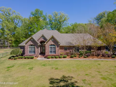 Exterior - 130 Keith Ln, Clinton, MS 39056 photo 15 of 37