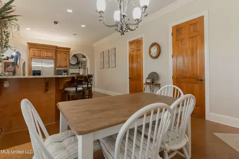 Dining - 130 Keith Ln, Clinton, MS 39056 photo 7 of 7